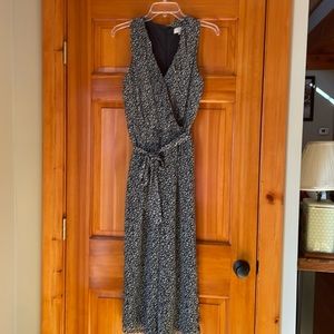 Ann Taylor Loft Capri Length Sleeveless Jumpsuit (Small Petite)